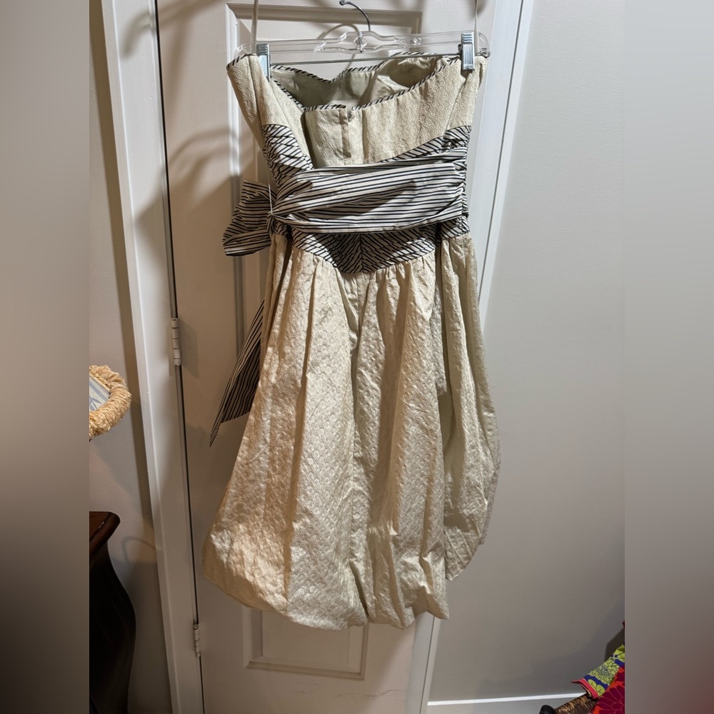 BCBGMaxAzria Cream and Silver Ruched Strapless Sundress
